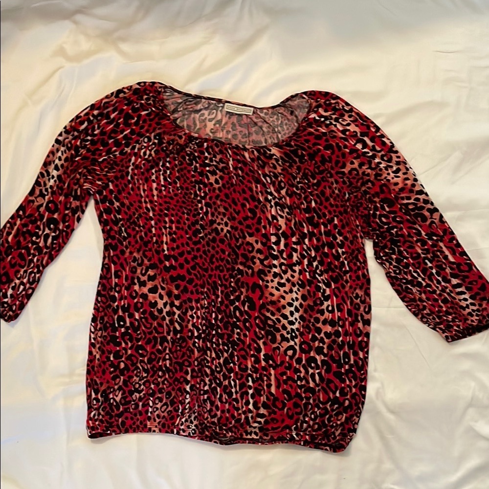 Red and black leopard print 3/4 sleeves blouse